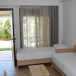 Melachrini *